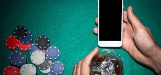 গ্রেট রাইনো স্লটস গেমের আফ্রিকান সাভানা থিম